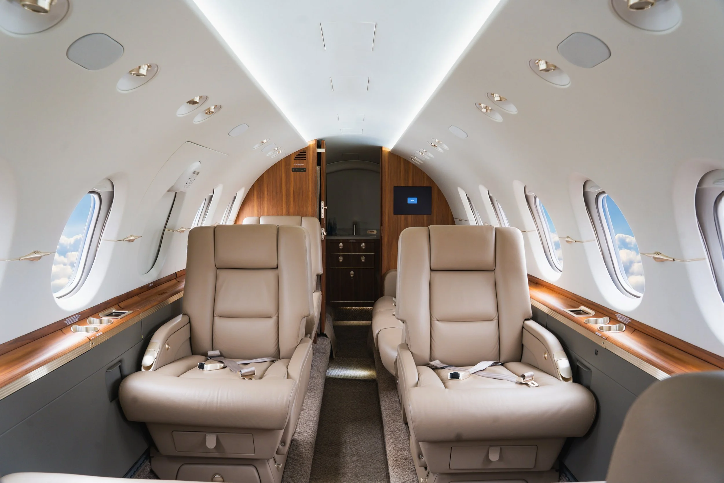 Hawker 850XP — Elite Air